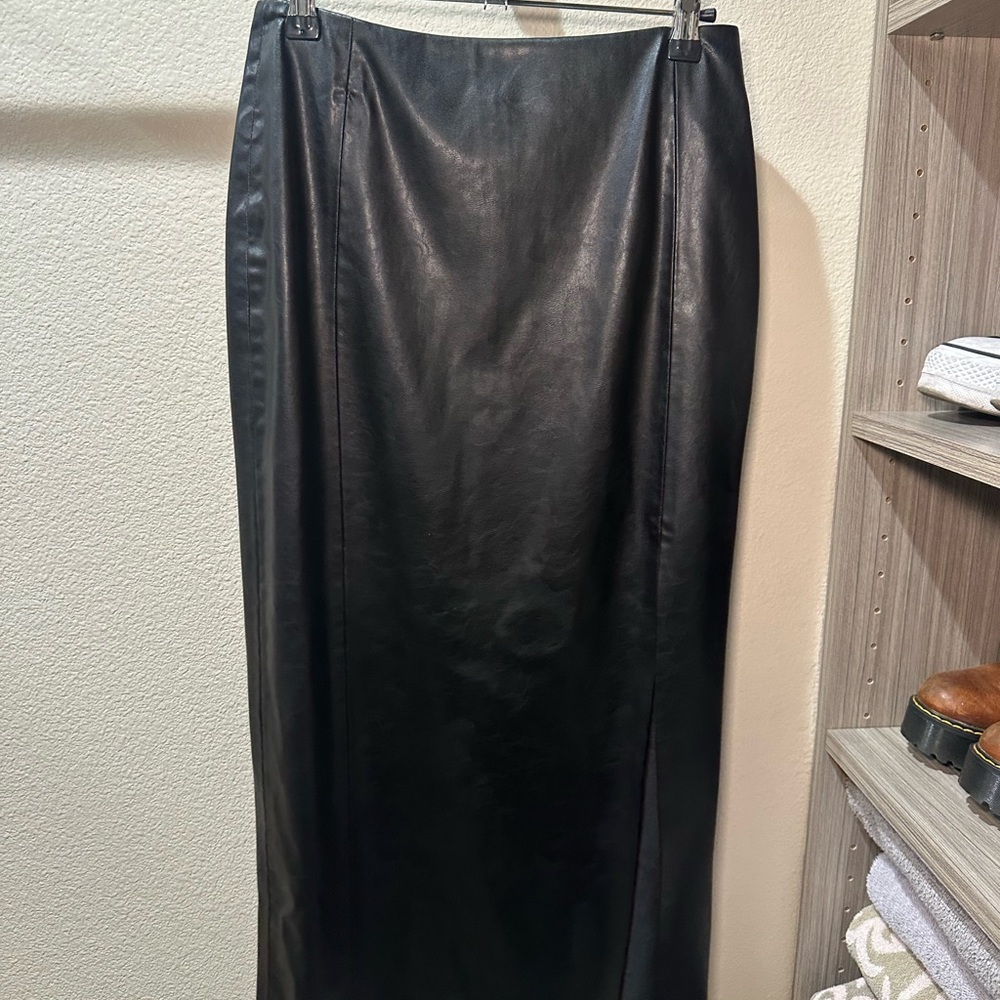 Zara Black Faux Leather Pencil Skirt